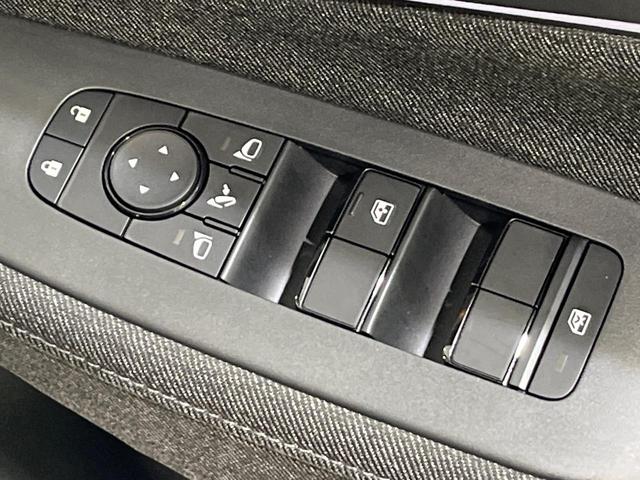 オーラ G FOUR 4WD 純正9インチナビ BOSEサウンド 全方位カメラ プロパイロット ETC2.0 衝突軽減装置 コーナーセンサー デジタルミラー LEDヘッド ステアリングヒーター シートヒーター 禁煙車(37枚目)