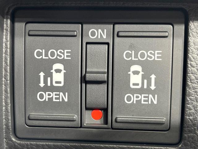 ステップワゴン スパーダ　４ＷＤ　ＳＤナビ　バックカメラ　ホンダセンシング　両側電動スライド　パワーバックドア　アダプティブクルーズ　ＬＥＤヘッド　ＥＴＣ　ドライブレコーダー　シートヒーター　Ｂｌｕｅｔｏｏｔｈ再生　禁煙車（6枚目）