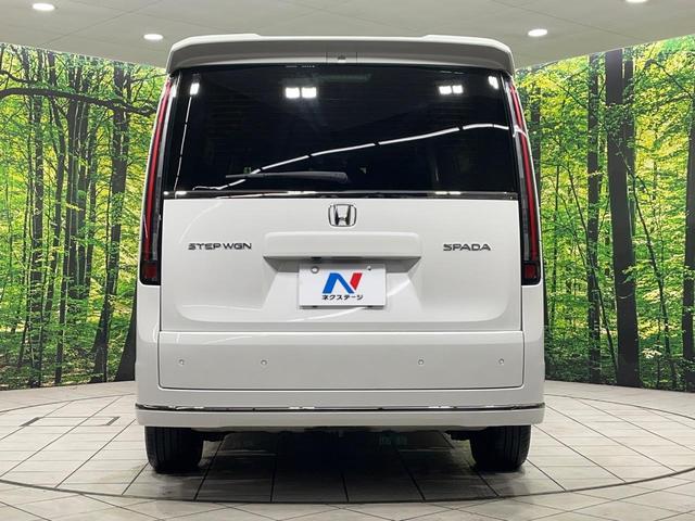 ステップワゴン スパーダ　４ＷＤ　ＳＤナビ　バックカメラ　ホンダセンシング　両側電動スライド　パワーバックドア　アダプティブクルーズ　ＬＥＤヘッド　ＥＴＣ　ドライブレコーダー　シートヒーター　Ｂｌｕｅｔｏｏｔｈ再生　禁煙車（17枚目）