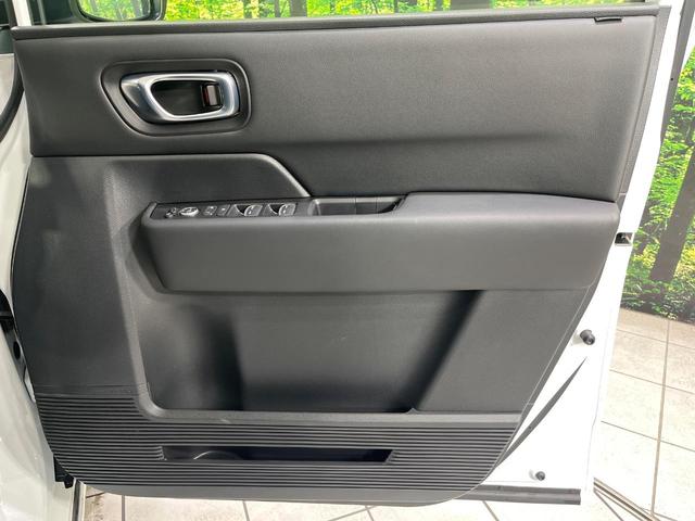 ステップワゴン スパーダ　４ＷＤ　ＳＤナビ　バックカメラ　ホンダセンシング　両側電動スライド　パワーバックドア　アダプティブクルーズ　ＬＥＤヘッド　ＥＴＣ　ドライブレコーダー　シートヒーター　Ｂｌｕｅｔｏｏｔｈ再生　禁煙車（31枚目）