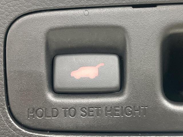 ステップワゴン スパーダ　４ＷＤ　ＳＤナビ　バックカメラ　ホンダセンシング　両側電動スライド　パワーバックドア　アダプティブクルーズ　ＬＥＤヘッド　ＥＴＣ　ドライブレコーダー　シートヒーター　Ｂｌｕｅｔｏｏｔｈ再生　禁煙車（36枚目）