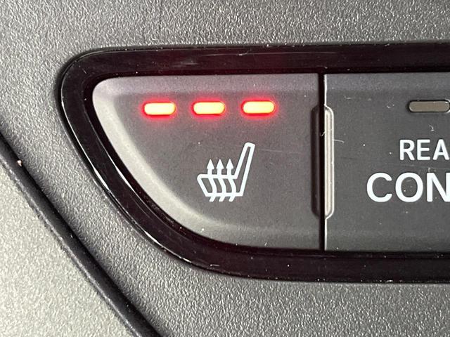 ステップワゴン スパーダ　４ＷＤ　ＳＤナビ　バックカメラ　ホンダセンシング　両側電動スライド　パワーバックドア　アダプティブクルーズ　ＬＥＤヘッド　ＥＴＣ　ドライブレコーダー　シートヒーター　Ｂｌｕｅｔｏｏｔｈ再生　禁煙車（44枚目）