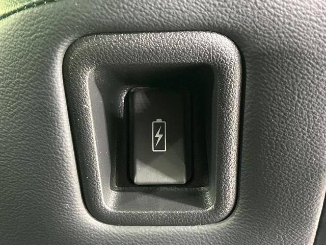 ステップワゴン スパーダ　４ＷＤ　ＳＤナビ　バックカメラ　ホンダセンシング　両側電動スライド　パワーバックドア　アダプティブクルーズ　ＬＥＤヘッド　ＥＴＣ　ドライブレコーダー　シートヒーター　Ｂｌｕｅｔｏｏｔｈ再生　禁煙車（55枚目）