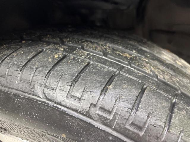 フォレスター プレミアム 4WD 純正8インチナビ ダイアトーンサウンド バックカメラ 衝突軽減装置 アイサイトセイフティプラス 前席+後席左右シートヒーター ステアリングヒーター レーダークルーズ LEDヘッド 禁煙車(22枚目)