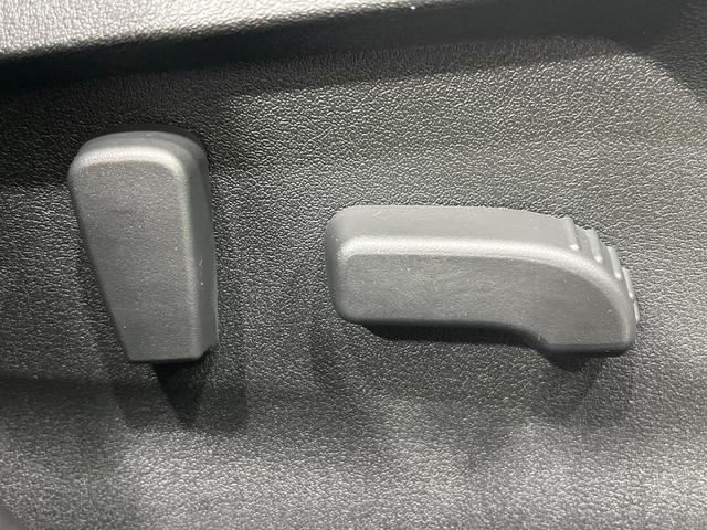 フォレスター プレミアム 4WD 純正8インチナビ ダイアトーンサウンド バックカメラ 衝突軽減装置 アイサイトセイフティプラス 前席+後席左右シートヒーター ステアリングヒーター レーダークルーズ LEDヘッド 禁煙車(38枚目)