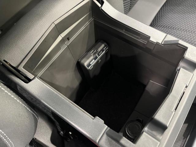 フォレスター プレミアム 4WD 純正8インチナビ ダイアトーンサウンド バックカメラ 衝突軽減装置 アイサイトセイフティプラス 前席+後席左右シートヒーター ステアリングヒーター レーダークルーズ LEDヘッド 禁煙車(40枚目)