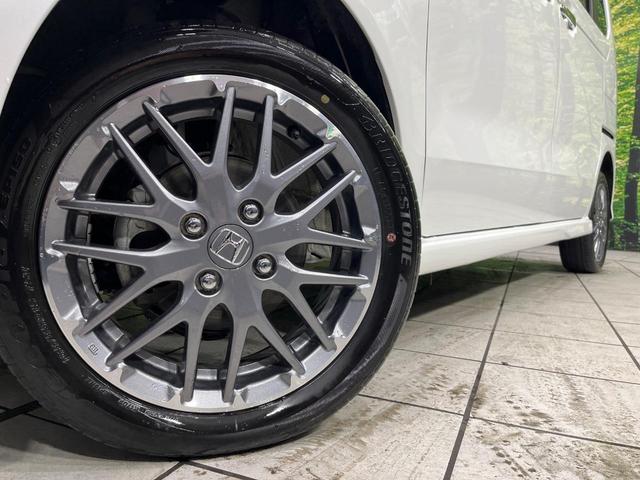 Ｎ－ＢＯＸカスタム ターボ　４ＷＤ　純正９インチナビ　バックカメラ　両側電動スライドドア　ホンダセンシング　アダプティブクルーズ　ＬＥＤヘッド　オートハイビーム　スマートキー　レーンアシスト　シートヒーター　禁煙車（14枚目）