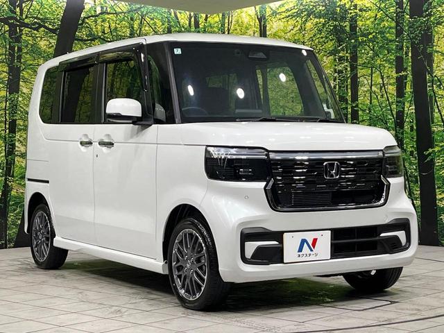 Ｎ－ＢＯＸカスタム ターボ　４ＷＤ　純正９インチナビ　バックカメラ　両側電動スライドドア　ホンダセンシング　アダプティブクルーズ　ＬＥＤヘッド　オートハイビーム　スマートキー　レーンアシスト　シートヒーター　禁煙車（17枚目）