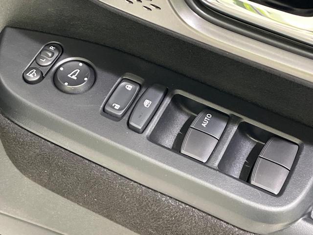 Ｎ－ＢＯＸカスタム ターボ　４ＷＤ　純正９インチナビ　バックカメラ　両側電動スライドドア　ホンダセンシング　アダプティブクルーズ　ＬＥＤヘッド　オートハイビーム　スマートキー　レーンアシスト　シートヒーター　禁煙車（33枚目）