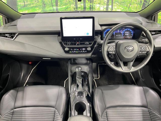 カローラツーリング ハイブリッド　ダブルバイビー　４ＷＤ　禁煙車　純正１０．５インチナビ　バックカメラ　セーフティセンス　レーダークルーズ　ＥＴＣ２．０　Ｂｌｕｅｔｏｏｔｈ再生　ＬＥＤヘッド　オートハイビーム　ステアリングスイッチ（2枚目）