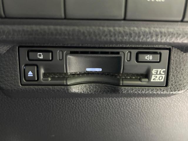 カローラツーリング ハイブリッド　ダブルバイビー　４ＷＤ　禁煙車　純正１０．５インチナビ　バックカメラ　セーフティセンス　レーダークルーズ　ＥＴＣ２．０　Ｂｌｕｅｔｏｏｔｈ再生　ＬＥＤヘッド　オートハイビーム　ステアリングスイッチ（8枚目）