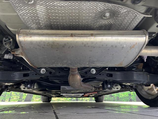 カローラツーリング ハイブリッド　ダブルバイビー　４ＷＤ　禁煙車　純正１０．５インチナビ　バックカメラ　セーフティセンス　レーダークルーズ　ＥＴＣ２．０　Ｂｌｕｅｔｏｏｔｈ再生　ＬＥＤヘッド　オートハイビーム　ステアリングスイッチ（20枚目）