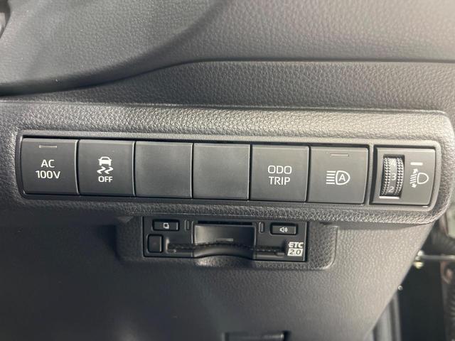カローラツーリング ハイブリッド　ダブルバイビー　４ＷＤ　禁煙車　純正１０．５インチナビ　バックカメラ　セーフティセンス　レーダークルーズ　ＥＴＣ２．０　Ｂｌｕｅｔｏｏｔｈ再生　ＬＥＤヘッド　オートハイビーム　ステアリングスイッチ（26枚目）