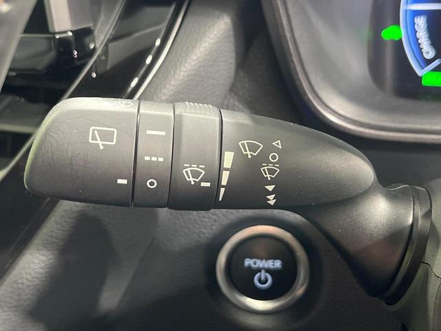 カローラツーリング ハイブリッド　ダブルバイビー　４ＷＤ　禁煙車　純正１０．５インチナビ　バックカメラ　セーフティセンス　レーダークルーズ　ＥＴＣ２．０　Ｂｌｕｅｔｏｏｔｈ再生　ＬＥＤヘッド　オートハイビーム　ステアリングスイッチ（28枚目）