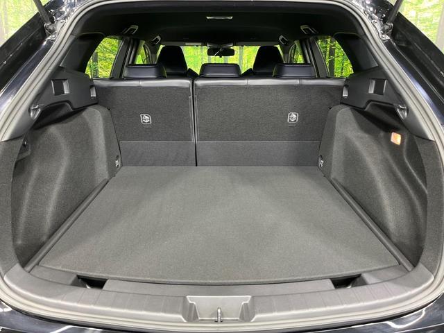 カローラツーリング ハイブリッド　ダブルバイビー　４ＷＤ　禁煙車　純正１０．５インチナビ　バックカメラ　セーフティセンス　レーダークルーズ　ＥＴＣ２．０　Ｂｌｕｅｔｏｏｔｈ再生　ＬＥＤヘッド　オートハイビーム　ステアリングスイッチ（43枚目）