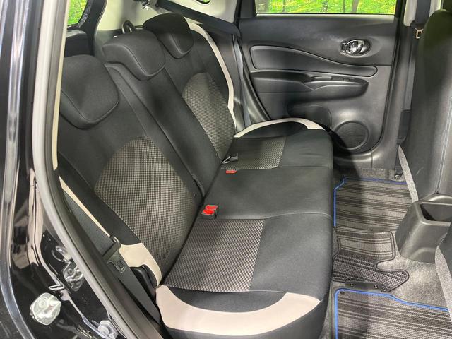 ノート ｅ－パワー　Ｘ　ＦＯＵＲ　４ＷＤ　純正ナビ　バックカメラ　エマージェンシーブレーキ　禁煙車　ドラレコ　コーナーセンサー　スマートキー　ＥＴＣ　車線逸脱警報　オートライト　１６インチＡＷ　Ｂｌｕｅｔｏｏｔｈ再生（11枚目）