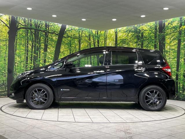 ノート ｅ－パワー　Ｘ　ＦＯＵＲ　４ＷＤ　純正ナビ　バックカメラ　エマージェンシーブレーキ　禁煙車　ドラレコ　コーナーセンサー　スマートキー　ＥＴＣ　車線逸脱警報　オートライト　１６インチＡＷ　Ｂｌｕｅｔｏｏｔｈ再生（30枚目）