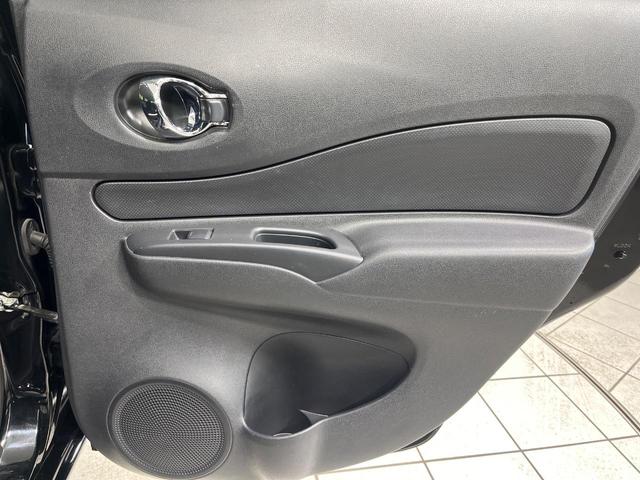 ノート ｅ－パワー　Ｘ　ＦＯＵＲ　４ＷＤ　純正ナビ　バックカメラ　エマージェンシーブレーキ　禁煙車　ドラレコ　コーナーセンサー　スマートキー　ＥＴＣ　車線逸脱警報　オートライト　１６インチＡＷ　Ｂｌｕｅｔｏｏｔｈ再生（39枚目）