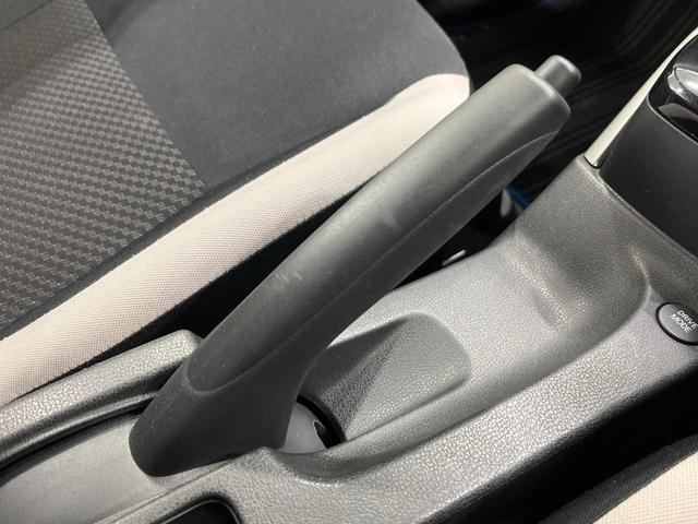 ノート ｅ－パワー　Ｘ　ＦＯＵＲ　４ＷＤ　純正ナビ　バックカメラ　エマージェンシーブレーキ　禁煙車　ドラレコ　コーナーセンサー　スマートキー　ＥＴＣ　車線逸脱警報　オートライト　１６インチＡＷ　Ｂｌｕｅｔｏｏｔｈ再生（52枚目）