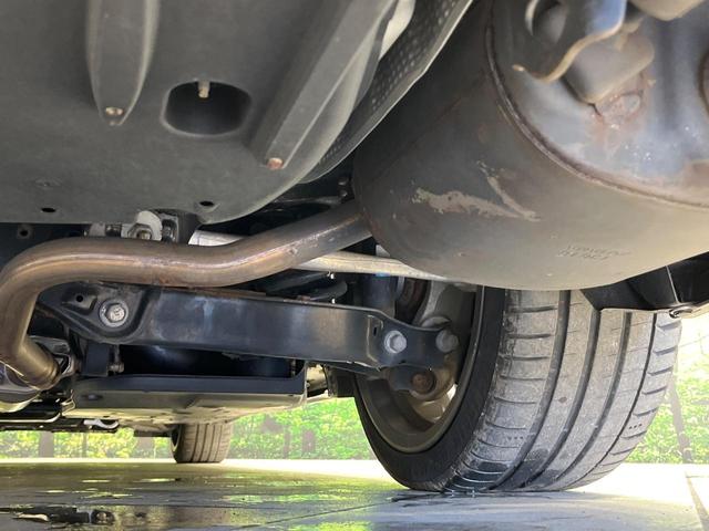 ＩＳ ＩＳ３００ｈ　バージョンＬ　４ＷＤ　純正１０型ナビ　寒冷地仕様　セーフティシステム　ブラインドスポットモニター　クリアランスソナー　ステアリングヒーター　純正１８インチアルミ　シートヒーター　シートベンチレーション　禁煙車（20枚目）