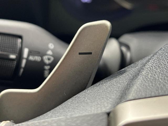 ＩＳ ＩＳ３００ｈ　バージョンＬ　４ＷＤ　純正１０型ナビ　寒冷地仕様　セーフティシステム　ブラインドスポットモニター　クリアランスソナー　ステアリングヒーター　純正１８インチアルミ　シートヒーター　シートベンチレーション　禁煙車（37枚目）