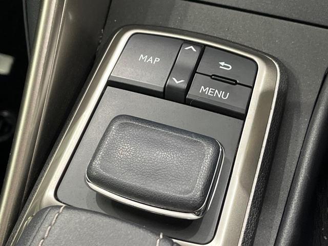 ＩＳ ＩＳ３００ｈ　バージョンＬ　４ＷＤ　純正１０型ナビ　寒冷地仕様　セーフティシステム　ブラインドスポットモニター　クリアランスソナー　ステアリングヒーター　純正１８インチアルミ　シートヒーター　シートベンチレーション　禁煙車（46枚目）