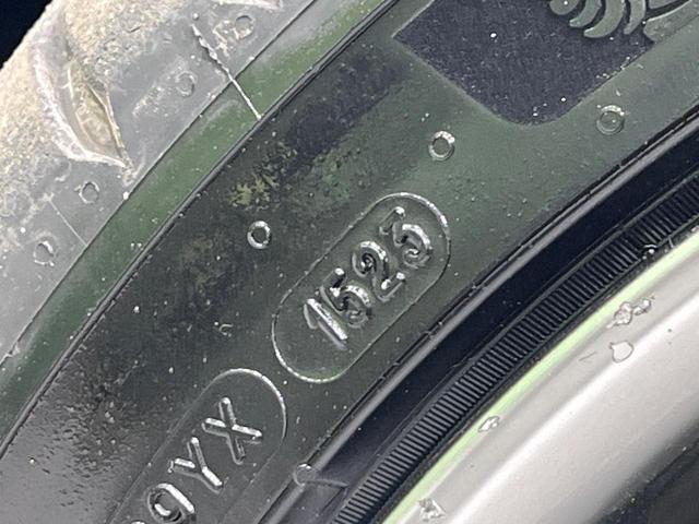 ＩＳ ＩＳ３００ｈ　バージョンＬ　４ＷＤ　純正１０型ナビ　寒冷地仕様　セーフティシステム　ブラインドスポットモニター　クリアランスソナー　ステアリングヒーター　純正１８インチアルミ　シートヒーター　シートベンチレーション　禁煙車（63枚目）