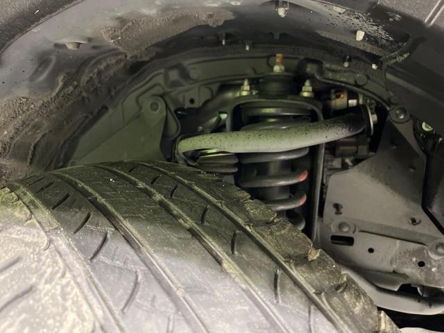 ランドクルーザープラド ＴＸ　Ｌパッケージ　マットブラックエディション　４ＷＤ　サンルーフ　９型メーカーナビ　全方位カメラ　７人乗り　ルーフレール　黒革シート　寒冷地仕様　セーフティセンス　ＬＥＤヘッド　レーダークルーズ　ドラレコ　ＥＴＣ　パワーシート　禁煙車（25枚目）