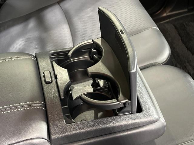 ランドクルーザープラド ＴＸ　Ｌパッケージ　マットブラックエディション　４ＷＤ　サンルーフ　９型メーカーナビ　全方位カメラ　７人乗り　ルーフレール　黒革シート　寒冷地仕様　セーフティセンス　ＬＥＤヘッド　レーダークルーズ　ドラレコ　ＥＴＣ　パワーシート　禁煙車（68枚目）