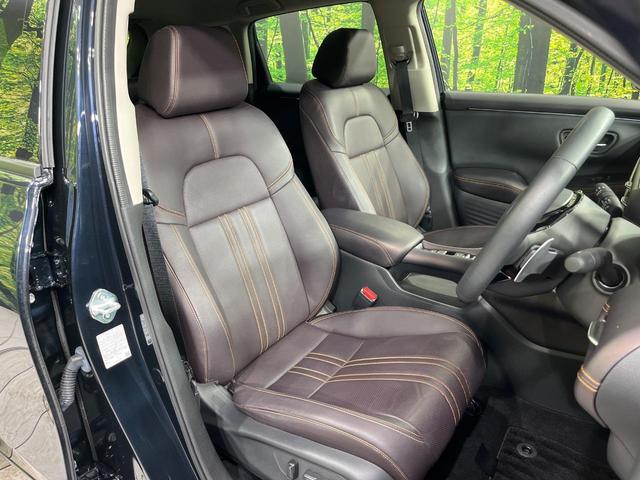 ＺＲ－Ｖ ｅ：ＨＥＶ　Ｚ　４ＷＤ　全周囲カメラ　ＢＯＳＥサウンドシステム　純正９型ホンダコネクトナビ　アダプティブクルーズ　マルーン革シート　ステアリングヒーター　メモリ機能付パワーシート　電動リアゲート　前席シートヒーター（10枚目）