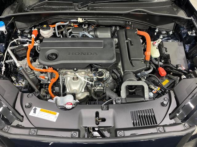 ＺＲ－Ｖ ｅ：ＨＥＶ　Ｚ　４ＷＤ　全周囲カメラ　ＢＯＳＥサウンドシステム　純正９型ホンダコネクトナビ　アダプティブクルーズ　マルーン革シート　ステアリングヒーター　メモリ機能付パワーシート　電動リアゲート　前席シートヒーター（20枚目）