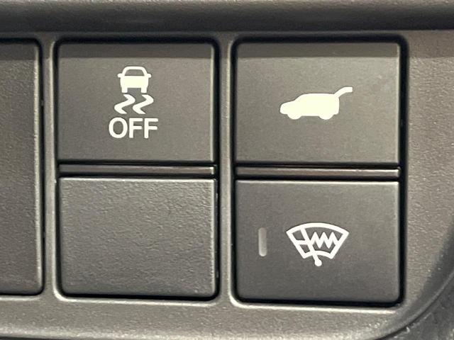 ＺＲ－Ｖ ｅ：ＨＥＶ　Ｚ　４ＷＤ　全周囲カメラ　ＢＯＳＥサウンドシステム　純正９型ホンダコネクトナビ　アダプティブクルーズ　マルーン革シート　ステアリングヒーター　メモリ機能付パワーシート　電動リアゲート　前席シートヒーター（31枚目）