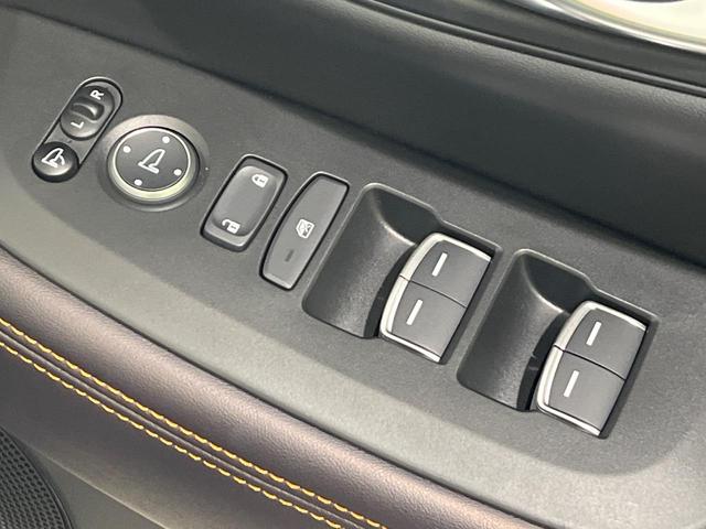 ＺＲ－Ｖ ｅ：ＨＥＶ　Ｚ　４ＷＤ　全周囲カメラ　ＢＯＳＥサウンドシステム　純正９型ホンダコネクトナビ　アダプティブクルーズ　マルーン革シート　ステアリングヒーター　メモリ機能付パワーシート　電動リアゲート　前席シートヒーター（37枚目）