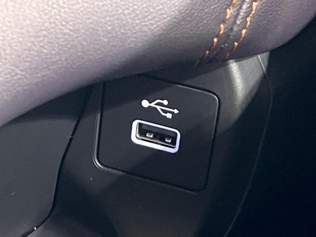 ＺＲ－Ｖ ｅ：ＨＥＶ　Ｚ　４ＷＤ　全周囲カメラ　ＢＯＳＥサウンドシステム　純正９型ホンダコネクトナビ　アダプティブクルーズ　マルーン革シート　ステアリングヒーター　メモリ機能付パワーシート　電動リアゲート　前席シートヒーター（49枚目）