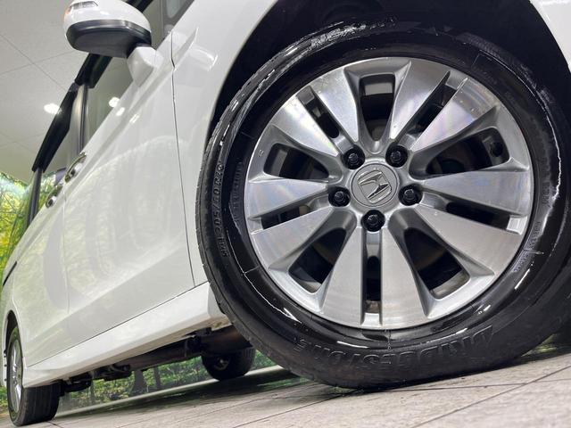 ステップワゴンスパーダ Ｚ　クールスピリット　４ＷＤ　純正９型ナビ　両側電動ドア　後席モニター　バックカメラ　寒冷地仕様　禁煙車　ハーフレザーシート　ドラレコ　スマートキー　ＨＩＤヘッド　ビルトインＥＴＣ　クルコン　純正１６インチアルミ（14枚目）