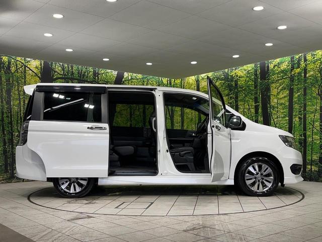 ステップワゴンスパーダ Ｚ　クールスピリット　４ＷＤ　純正９型ナビ　両側電動ドア　後席モニター　バックカメラ　寒冷地仕様　禁煙車　ハーフレザーシート　ドラレコ　スマートキー　ＨＩＤヘッド　ビルトインＥＴＣ　クルコン　純正１６インチアルミ（27枚目）