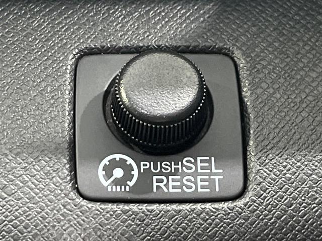 ステップワゴンスパーダ Ｚ　クールスピリット　４ＷＤ　純正９型ナビ　両側電動ドア　後席モニター　バックカメラ　寒冷地仕様　禁煙車　ハーフレザーシート　ドラレコ　スマートキー　ＨＩＤヘッド　ビルトインＥＴＣ　クルコン　純正１６インチアルミ（39枚目）