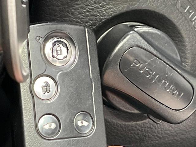 ステップワゴンスパーダ Ｚ　クールスピリット　４ＷＤ　純正９型ナビ　両側電動ドア　後席モニター　バックカメラ　寒冷地仕様　禁煙車　ハーフレザーシート　ドラレコ　スマートキー　ＨＩＤヘッド　ビルトインＥＴＣ　クルコン　純正１６インチアルミ（44枚目）