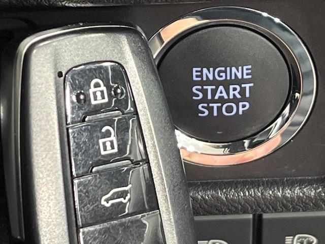 ランドクルーザープラド ＴＸ　Ｌパッケージ　マットブラックエディション　４ＷＤ　サンルーフ　７人乗り　寒冷地仕様　ＳＤナビ　バックカメラ　ルーフレール　シートヒーター　シートベンチレーション　セーフティセンス　レーダークルーズ　パワーシート　ＥＴＣ　ＬＥＤヘッド　禁煙車（30枚目）