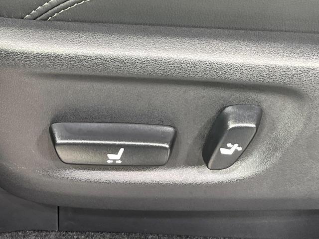 ランドクルーザープラド ＴＸ　Ｌパッケージ　マットブラックエディション　４ＷＤ　サンルーフ　７人乗り　寒冷地仕様　ＳＤナビ　バックカメラ　ルーフレール　シートヒーター　シートベンチレーション　セーフティセンス　レーダークルーズ　パワーシート　ＥＴＣ　ＬＥＤヘッド　禁煙車（33枚目）