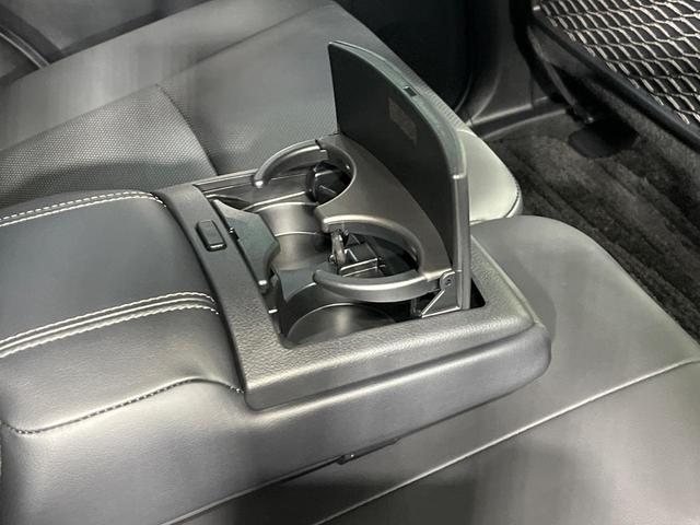 ランドクルーザープラド ＴＸ　Ｌパッケージ　マットブラックエディション　４ＷＤ　サンルーフ　７人乗り　寒冷地仕様　ＳＤナビ　バックカメラ　ルーフレール　シートヒーター　シートベンチレーション　セーフティセンス　レーダークルーズ　パワーシート　ＥＴＣ　ＬＥＤヘッド　禁煙車（39枚目）