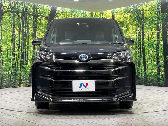 ノア ハイブリッドS-Z 4WD 純正10.5インチナビ フリップダウンモニター 全方位カメラ ユニバーサルステップ BSM デジタルインナーミラー 寒冷地仕様 両側電動スライド パワーバックドア シートヒーター 禁煙車(16枚目)