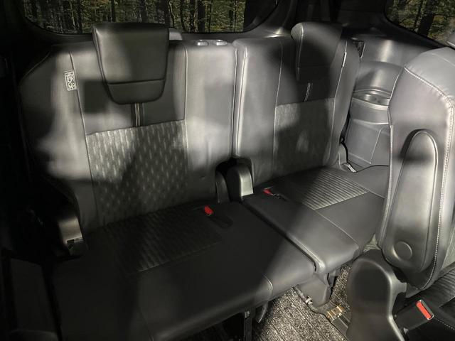 ノア ハイブリッドS-Z 4WD 純正10.5インチナビ フリップダウンモニター 全方位カメラ ユニバーサルステップ BSM デジタルインナーミラー 寒冷地仕様 両側電動スライド パワーバックドア シートヒーター 禁煙車(34枚目)