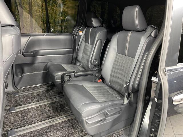 ノア ハイブリッドS-Z 4WD 純正10.5インチナビ フリップダウンモニター 全方位カメラ ユニバーサルステップ BSM デジタルインナーミラー 寒冷地仕様 両側電動スライド パワーバックドア シートヒーター 禁煙車(40枚目)