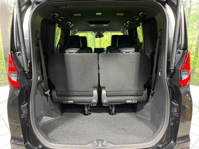 ノア ハイブリッドS-Z 4WD 純正10.5インチナビ フリップダウンモニター 全方位カメラ ユニバーサルステップ BSM デジタルインナーミラー 寒冷地仕様 両側電動スライド パワーバックドア シートヒーター 禁煙車(46枚目)