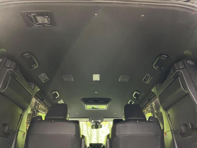 ノア ハイブリッドS-Z 4WD 純正10.5インチナビ フリップダウンモニター 全方位カメラ ユニバーサルステップ BSM デジタルインナーミラー 寒冷地仕様 両側電動スライド パワーバックドア シートヒーター 禁煙車(47枚目)