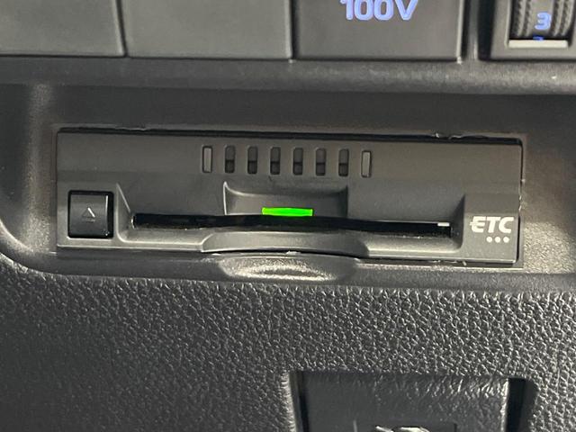 アクア Ｘ　４ＷＤ　純正ディスプレイオーディオ　セーフティーセンス　レーダークルーズ　禁煙車　スマートキー　ＬＥＤヘッド　ビルトインＥＴＣ　オートハイビーム　車線逸脱警報　オートライト　オートエアコン（31枚目）