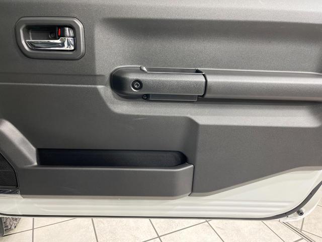 ジムニー ＸＣ　４ＷＤ　ＳＤナビ　セーフティサポート　禁煙車　クルコン　シートヒーター　ドライブレコーダー　ＥＴＣ　スマートキー　ＬＥＤヘッド　オートマチックハイビーム　オートライト　オートエアコン　ＤＶＤ再生（32枚目）