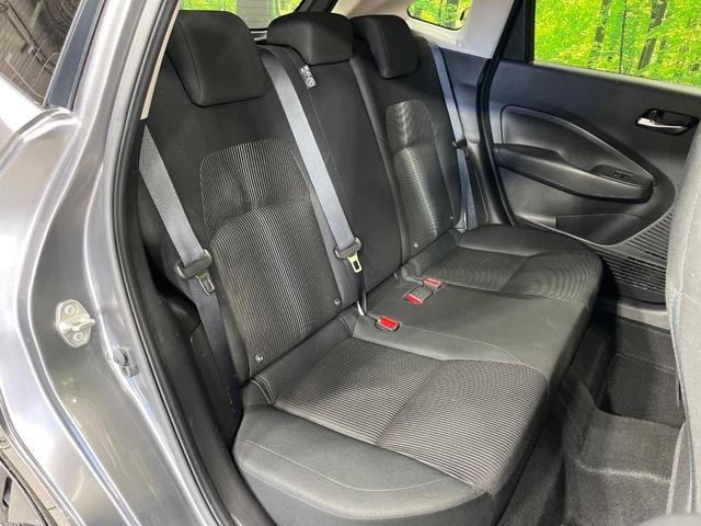 ノート Ｘ　ＦＯＵＲ　４ＷＤ　ＳＤナビ　バックカメラ　エマージェンシーブレーキ　禁煙車　ドラレコ　ＥＴＣ　シートヒーター　ステアリングヒーター　オートマチックハイビーム　オートライト　オートエアコン（10枚目）