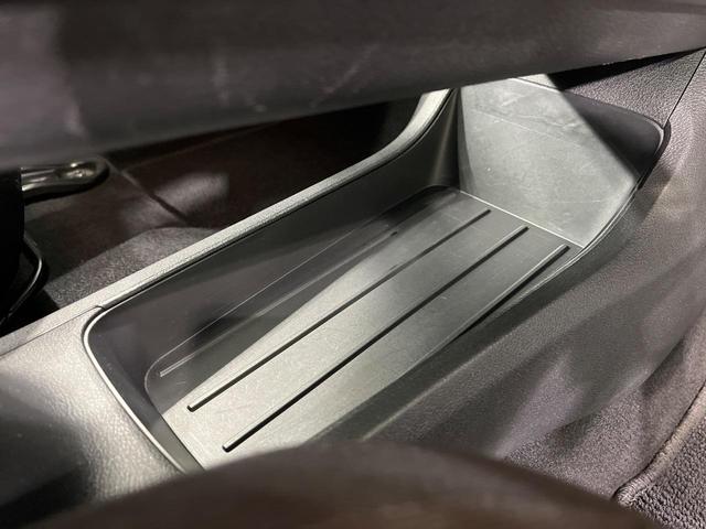 ノート Ｘ　ＦＯＵＲ　４ＷＤ　ＳＤナビ　バックカメラ　エマージェンシーブレーキ　禁煙車　ドラレコ　ＥＴＣ　シートヒーター　ステアリングヒーター　オートマチックハイビーム　オートライト　オートエアコン（54枚目）